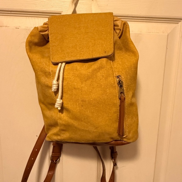 Universal‎ Thread Backpack nwot - Picture 4 of 6